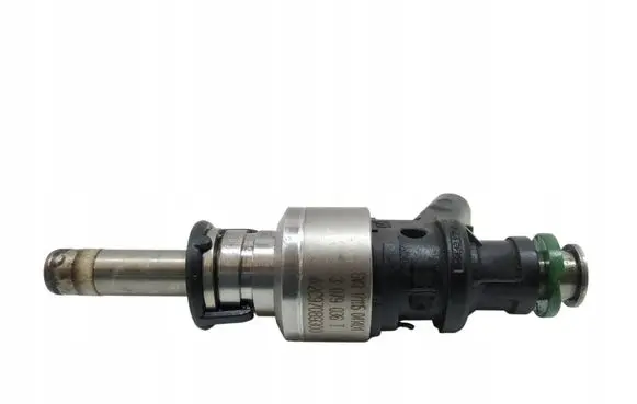Audi RS7 C7 Fuel injector 3079036T
