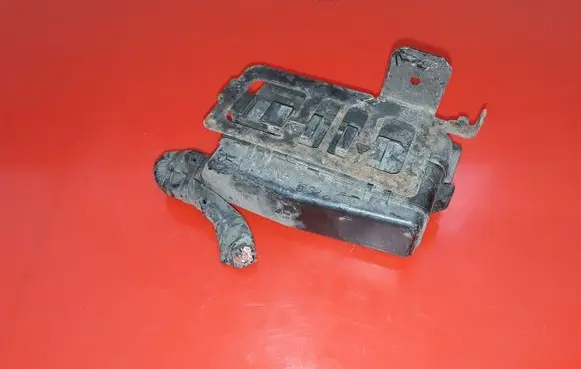 Mazda CX-9 Fuse module NOCODE