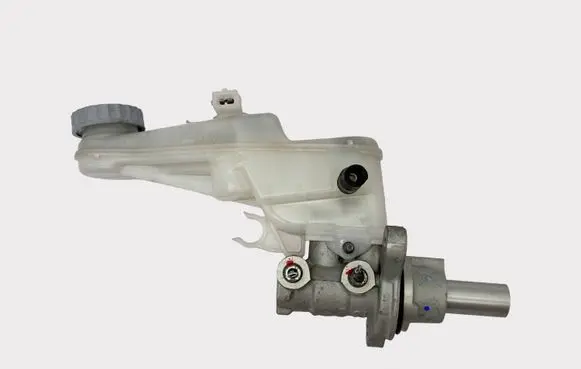 Suzuki SX4 Master brake cylinder 0204255178 71742785 71742786