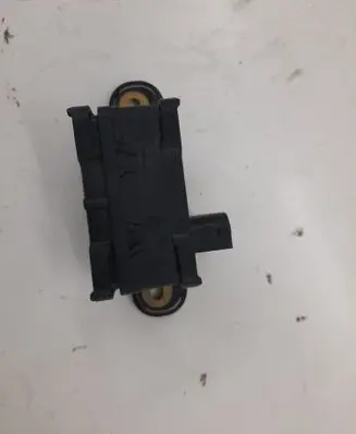 Mercedes-Benz ML W164 ESP acceleration yaw rate sensor A0045423818 A0045423818Q