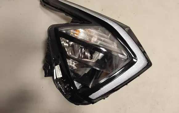 KIA Sportage Headlight/headlamp R292112020