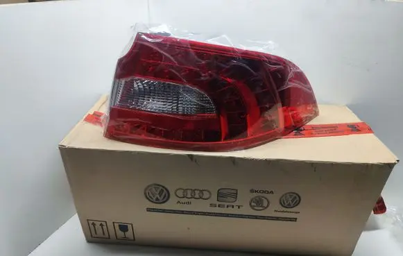 Skoda Superb B6 (3T) Rear/tail lights 3TD945096