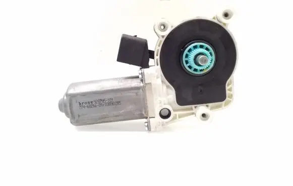 Mercedes-Benz Vito Viano W639 Front door window regulator motor 928795101