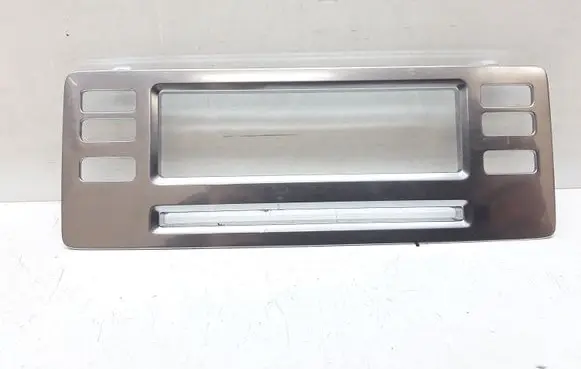 Volvo V70 Radio/GPS head unit trim 1303415