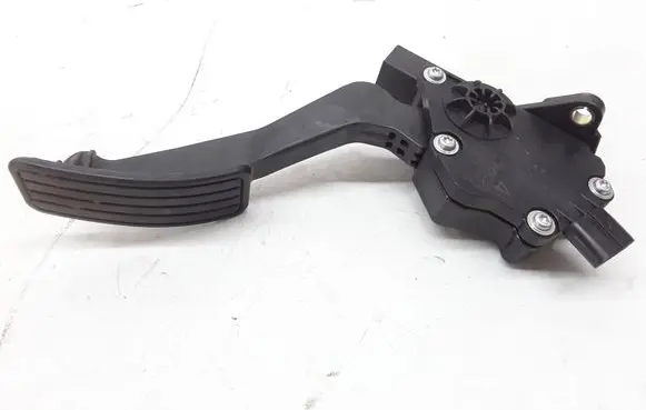 Subaru Forester SH Accelerator throttle pedal 36010AG140 1988007120