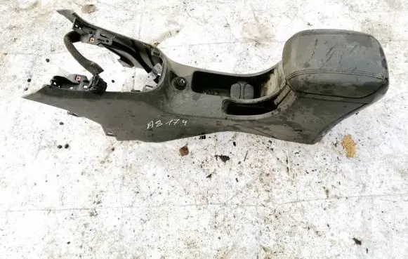 Chevrolet Cruze Armrest 96984007