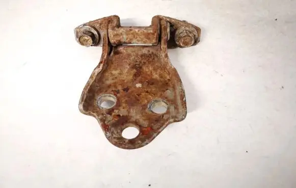 Mitsubishi Colt Front door upper hinge