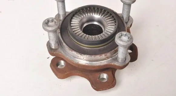 Toyota Supra A90 Rear wheel bearing hub 6899175