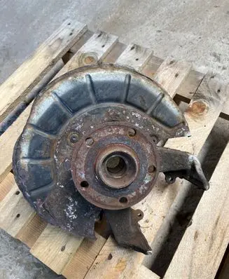 Volkswagen Golf V Front wheel hub spindle knuckle