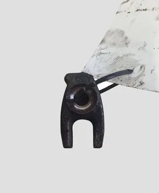 Nissan Qashqai Fuel Injector clamp holder