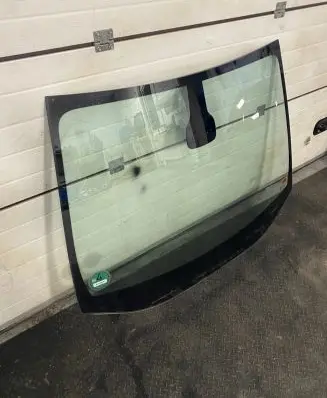Opel Astra K Front windscreen/windshield window 