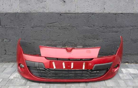 Renault Megane III Front bumper 