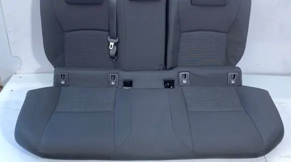 Toyota C-HR I Rear seat 