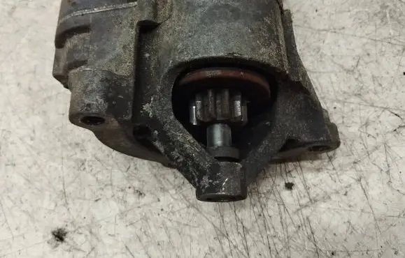 Peugeot 406 Starter motor