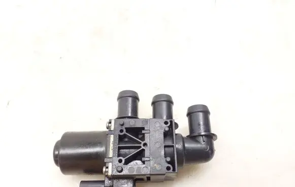 BMW iX3 G08 Coolant heater control valve 8572508 11538572508