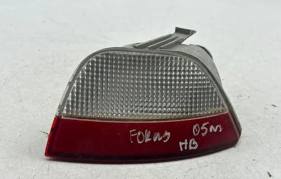 Ford Focus Tailgate rear/tail lights