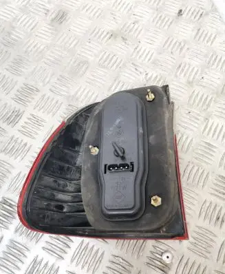 BMW 5 E39 Rear/tail lights 6902532 17122002 301306M