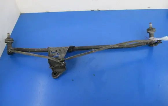Renault Master II Front wiper linkage and motor