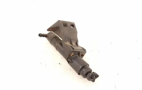 Mercedes-Benz ML W164 Headlight washer spray nozzle 1648600647 15990002