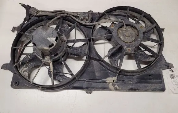 Ford Focus Fan set 98AB8C607