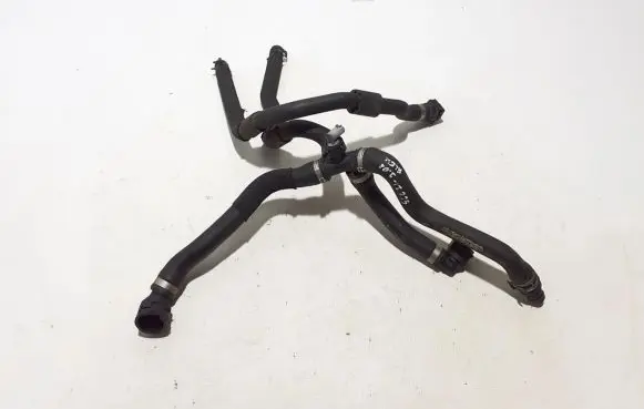 Mercedes-Benz GLC C253 Engine coolant pipe/hose A2535016901