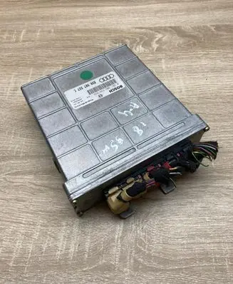 Audi A4 S4 B5 8D Engine control unit/module ECU 8D0907557C 0261203938