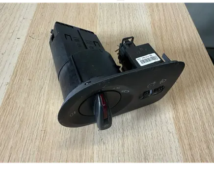Seat Ibiza IV (6J,6P) Light switch 6J1941531AK