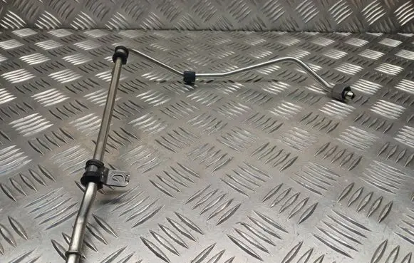 Mini Cooper F57 Fuel line pipe 7639981