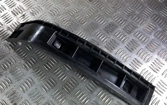 Volvo S80 Rear bumper mounting bracket 30655124