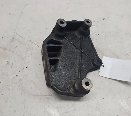 Opel Antara A/C compressor mount bracket NY3