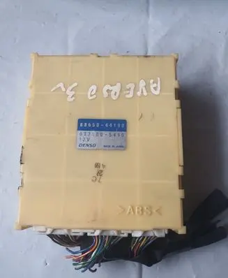 Toyota Avensis Verso Other control units/modules 8865044180