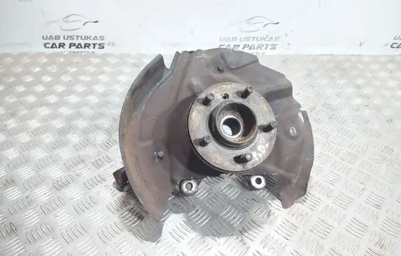 Land Rover Range Rover L322 Front wheel hub spindle knuckle