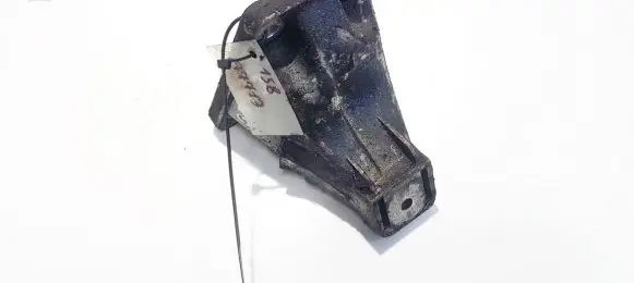 Audi A6 S6 C5 4B Engine mounting bracket