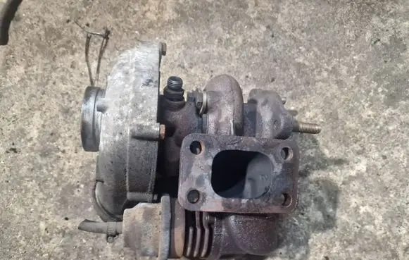 Audi A6 S6 C4 4A Turbo