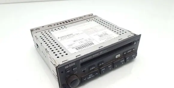 Mitsubishi Pajero Radio/CD/DVD/GPS head unit MZ312720