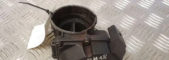 Volkswagen Caddy Throttle valve 03G128063A