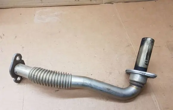 Volkswagen Eos EGR valve line/pipe/hose 03C131521P
