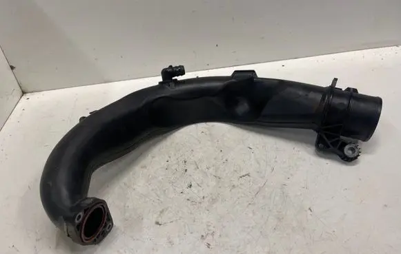 Renault Megane III Air intake hose/pipe 8200645723