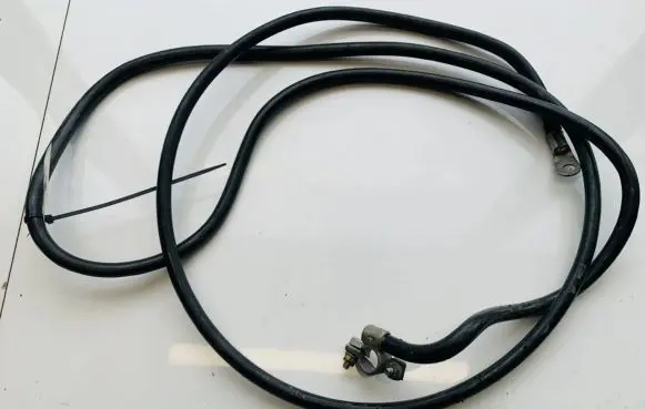 Mercedes-Benz E W210 Positive cable (battery) 2105481830