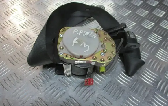 Mitsubishi Pajero Pinin Front seatbelt