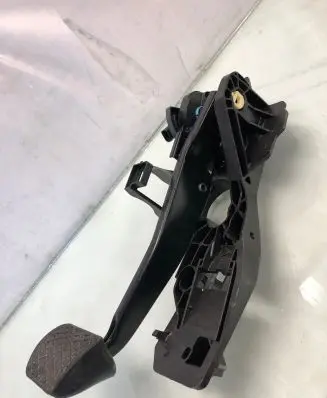Mercedes-Benz EQA Brake pedal A1772900600