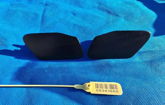 BMW X3 F25 Front tow hook cap/cover 7347931 7347932