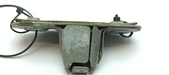 Mercedes-Benz S W116 Trunk lock loop 