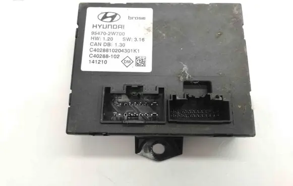 Hyundai Santa Fe Other devices 954702W700