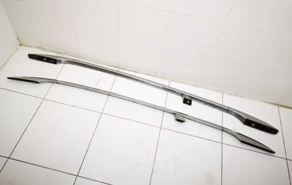 Volkswagen Golf V Roof bar rail