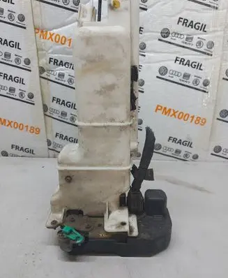 Chrysler Pacifica Rear door lock