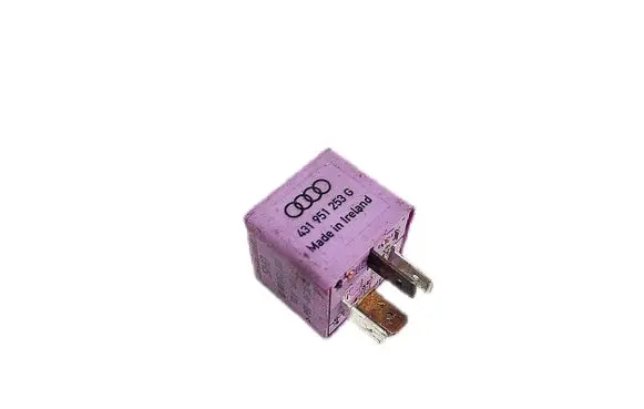 Audi A4 S4 B5 8D Other relay 431951253G
