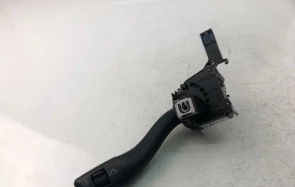Audi A3 S3 8P Indicator stalk 8P0953519
