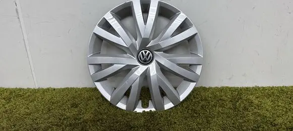 Volkswagen Golf VII R16 wheel hub/cap/trim 5g0601147b