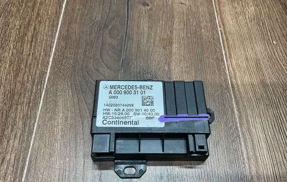 Mercedes-Benz CLS C257 Fuel injection pump control unit/module A0009003101